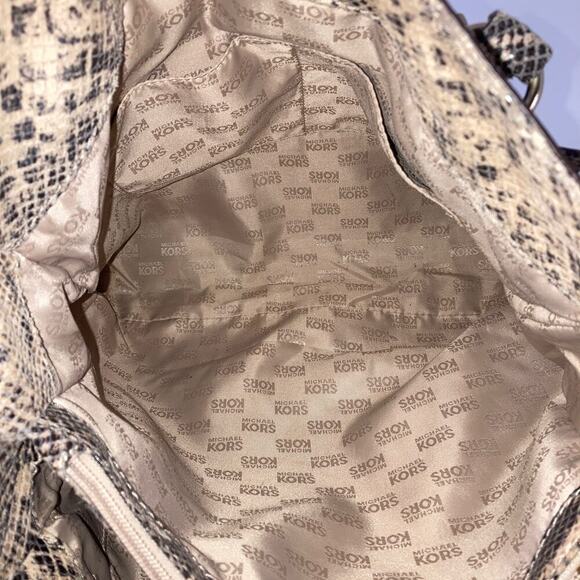 Michael Kors, large tan and black animal print shoulder bag - Picture 10 of 14